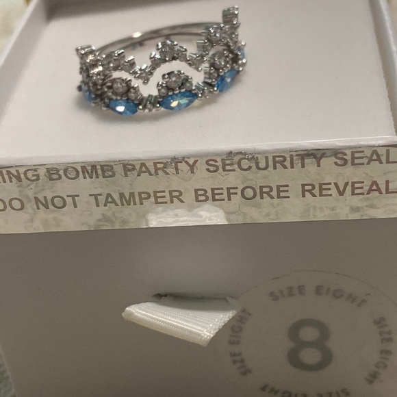 Bomb party Sterling ring size 8 special collection - Picture 4 of 4